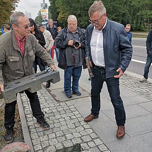 Der Bürgermeister packt an