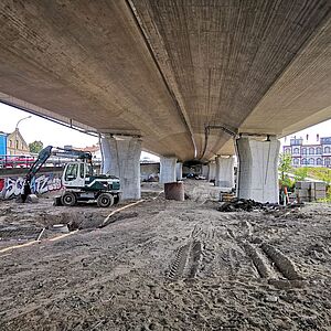 Hochstraßenbrücke - Unteransicht nach Süden