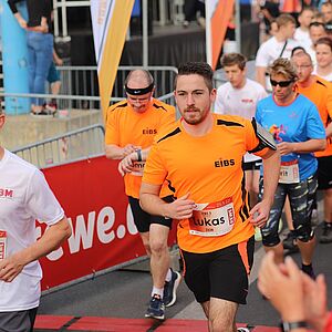 Zielstrebig Zielstrebig