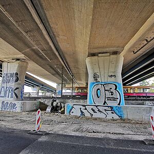 Hochstraßenbrücke - Unteransicht nach Norden