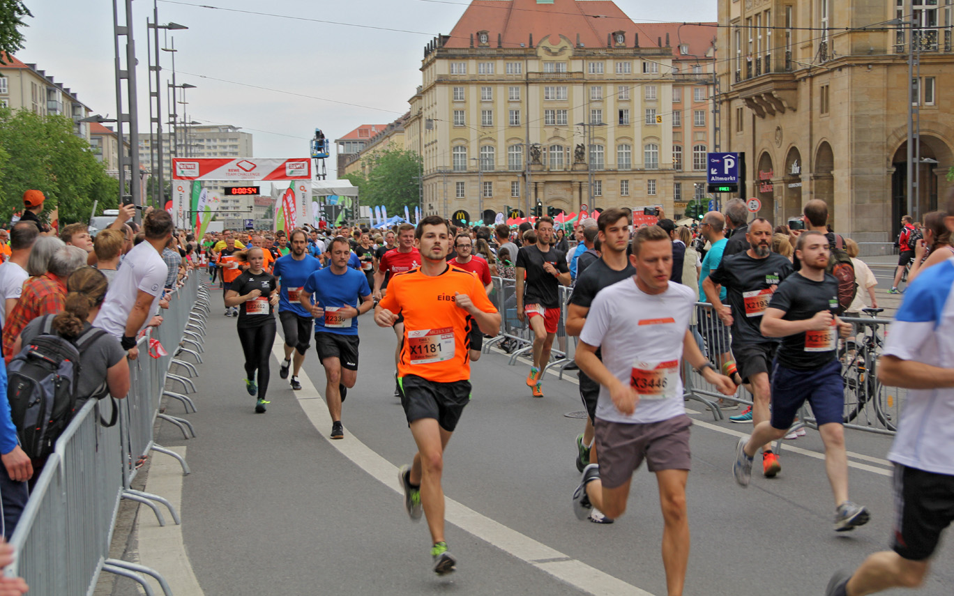 EIBS beim 10. REWE Team Challenge Lauf 2018 in Dresden » Aktuelles | EIBS